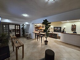 Sunlight Naxos Studio