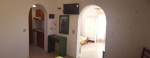 Sunlight Naxos Studio