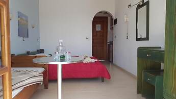 Sunlight Naxos Studio