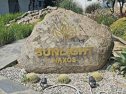 Sunlight Naxos Studio