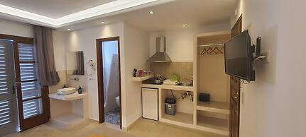 Sunlight Naxos Studio