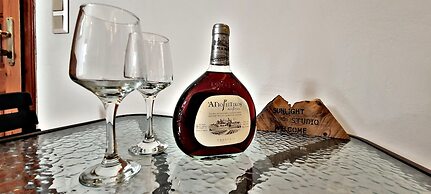 Sunlight Naxos Studio