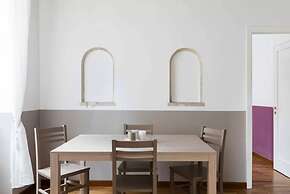 A World Aparts - Torre Argentina Apartments