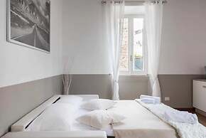 A World Aparts - Torre Argentina Apartments