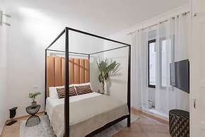 A World Aparts - Torre Argentina Apartments
