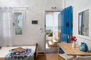 Ferma Hill Apartments