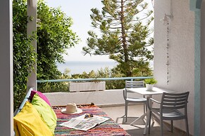 Ferma Hill Apartments