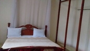 Trust White Hotel