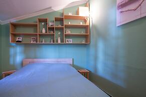 Veranda House on Samreklo 25