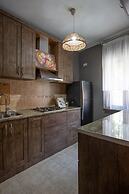 Veranda House on Samreklo 25
