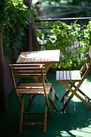Veranda House on Samreklo 25