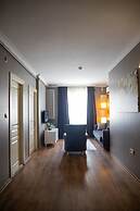 The Hera Suit Hotels