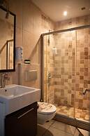 The Hera Suit Hotels