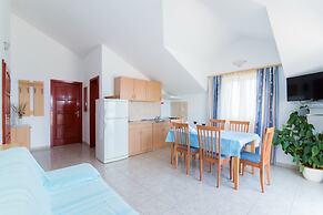 Apartments Ana & Bogdan