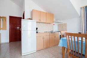 Apartments Ana & Bogdan