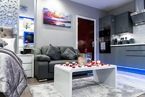 Aphrodite Suites