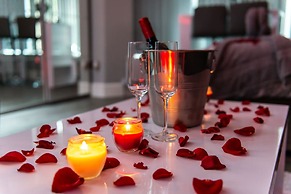 Aphrodite Suites