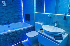 Aphrodite Suites