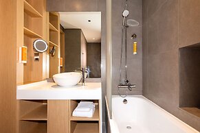 Premier Inn Dubai Dragon Mart