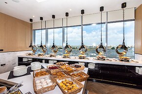 Premier Inn Dubai Dragon Mart