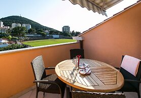 Apartments Miramare & Campara