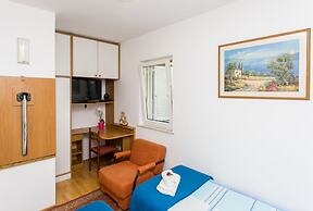 Apartments Miramare & Campara