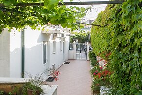 Apartments Miramare & Campara