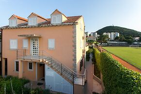 Apartments Miramare & Campara