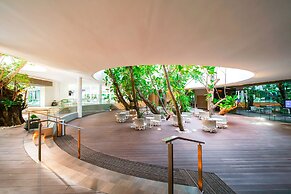 Tambuli Seaside Resort and Spa