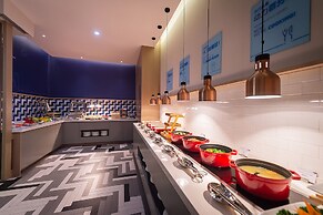 Holiday Inn Express Taizhou CMC by IHG