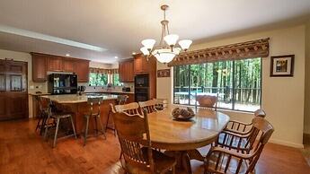 Scenic Wonders Bruin's Den 3 Bedrooms