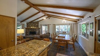 Scenic Wonders Evergreen Cabin 3 Bedroom