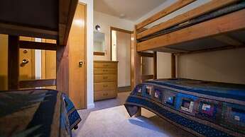 Scenic Wonders Evergreen Cabin 3 Bedroom