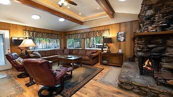 Scenic Wonders Starlight Lodge 4 Bedroom