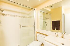 Palm Desert Luxury VIP Home w/Pool