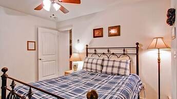 Scenic Wonders  Bear Den 5 Bedrooms