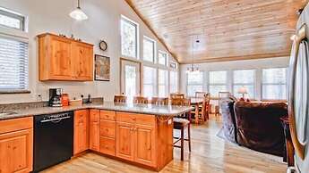 Scenic Wonders  Bear Den 5 Bedrooms