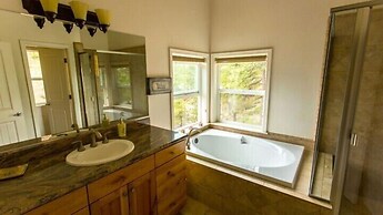 Scenic Wonders Birds Eye Vista 3 Bedroom