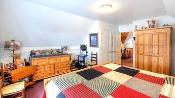 Scenic Wonders Christmas Cabin 3 Bedroom