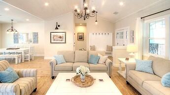 Scenic Wonder Craftman Cottage 3 Bedroom