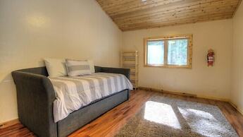 Scenic Wonders Dogwood Manor 3 Bedrooms