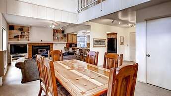 Scenic Wonders Fiske Cabin 3 Bedrooms