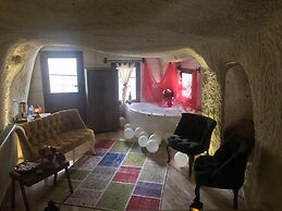 Heritage Cave Suites