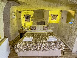 Heritage Cave Suites