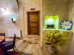 Heritage Cave Suites