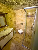 Heritage Cave Suites