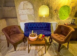 Heritage Cave Suites