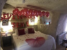 Heritage Cave Suites