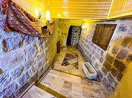 Heritage Cave Suites