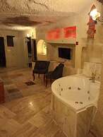 Heritage Cave Suites
